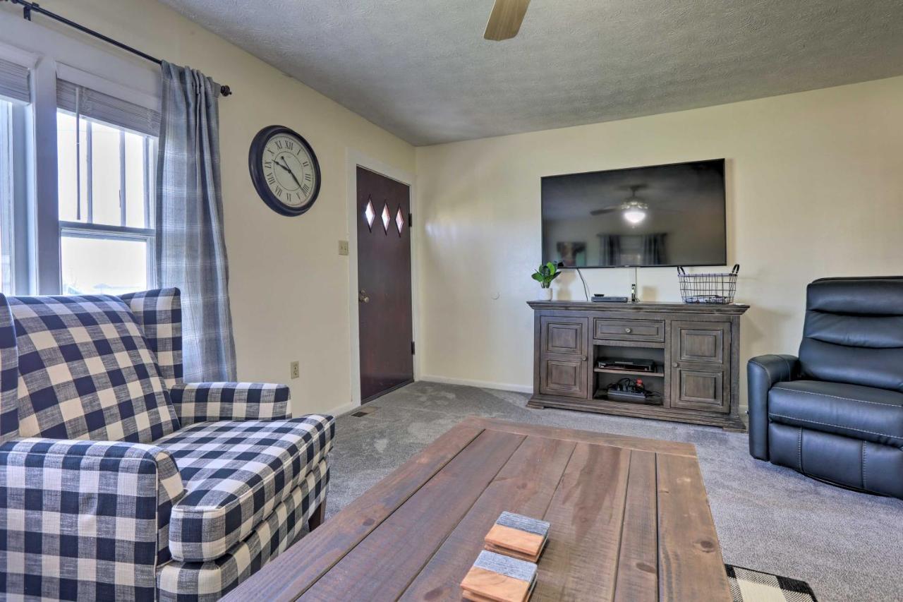Charming East Bernstadt Retreat Less Than 6 Acre Farm! Екстер'єр фото