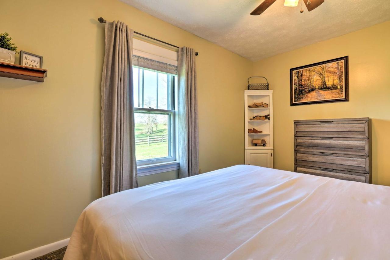 Charming East Bernstadt Retreat Less Than 6 Acre Farm! Екстер'єр фото